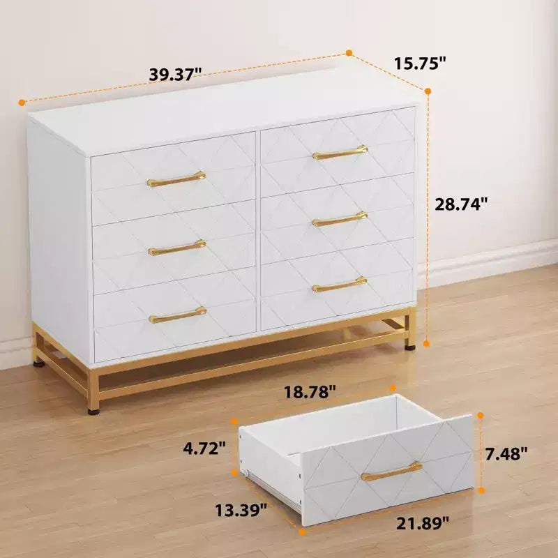 Comò in legno a 6 cassetti con maniglie dorate