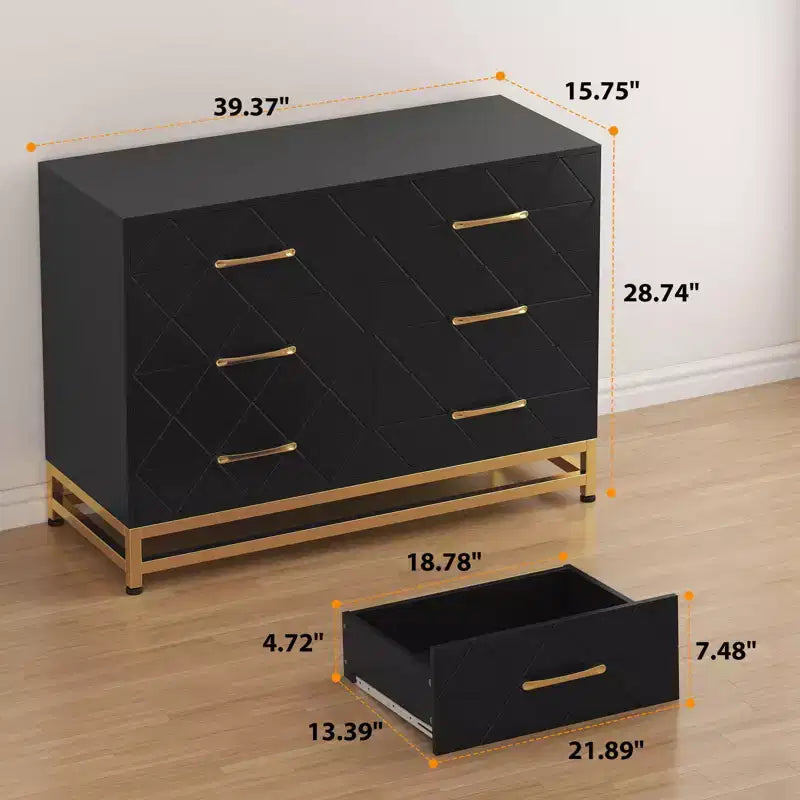Comò in legno a 6 cassetti con maniglie dorate