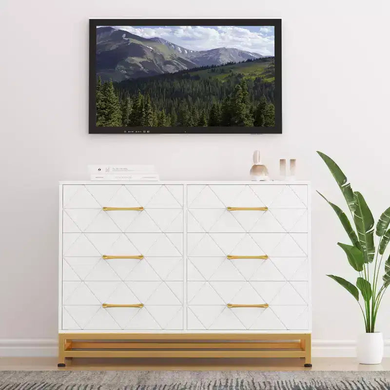 Comò in legno a 6 cassetti con maniglie dorate