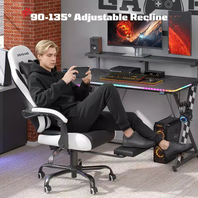 Sedia da gaming ergonomica con supporto lombare a vibrazione e poggiapiedi estraibile