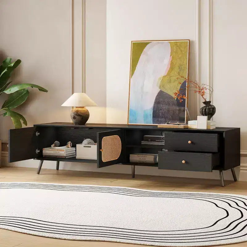 Mobile TV da 70,9" con ante in rattan, cassetti e ripiani aperti per TV fino a 80 pollici, Nero